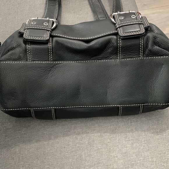 Authentic Michael Kors Black Leather Shoulder Bag - Picture 6 of 6